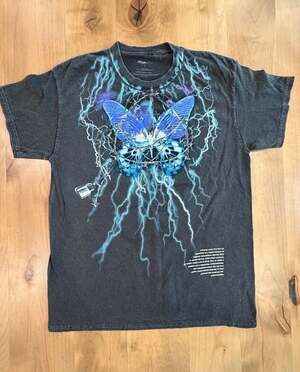 Nova Men Lightning Monarch Butterfly Graphic T-Shirt Size S